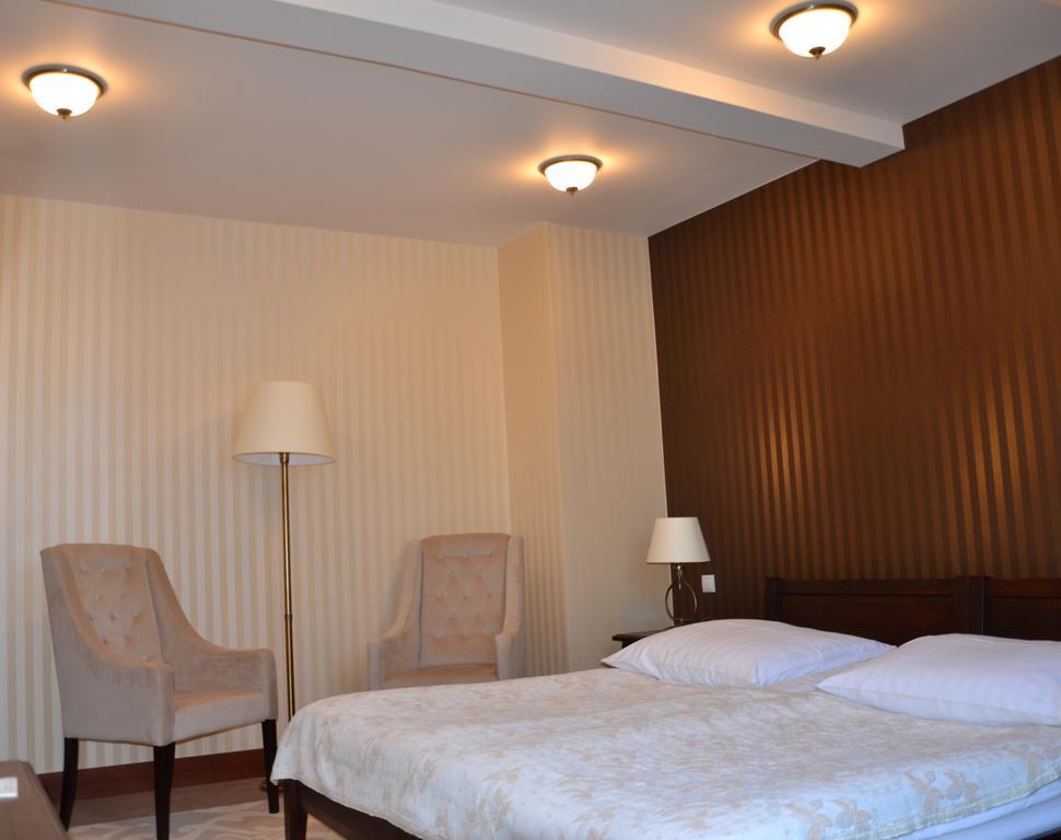 Hotel Nowodworski レグニツァ 部屋 写真