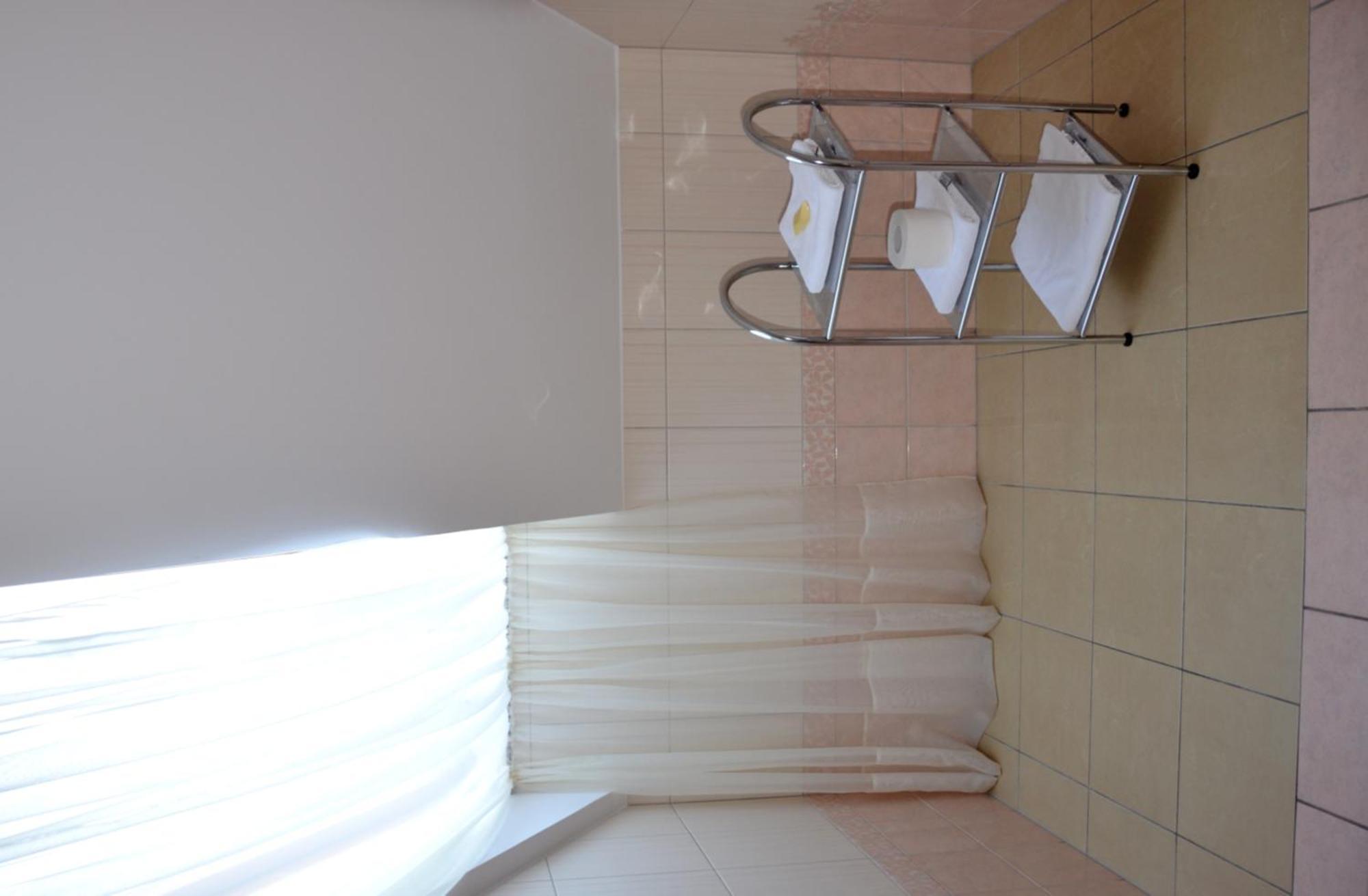 Hotel Nowodworski レグニツァ 部屋 写真