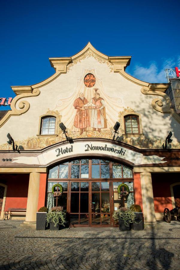 Hotel Nowodworski レグニツァ エクステリア 写真